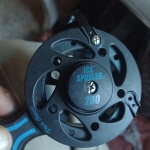 Clam Corp Ice Spooler/Shallow 🥘 Water 💦 200 Fishing Reel